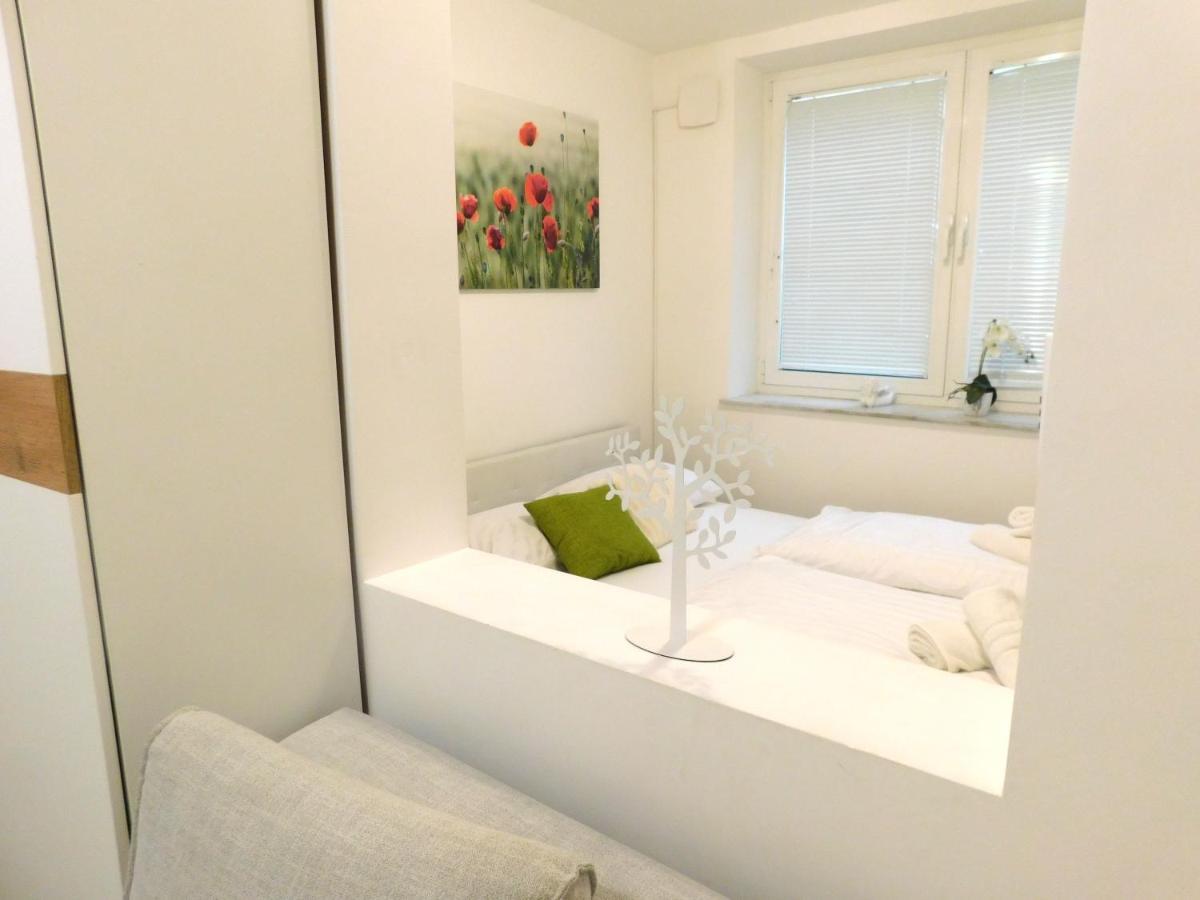 דירות לובליאנה Modern Center Studio Under The Castle - Free Parking מראה חיצוני תמונה